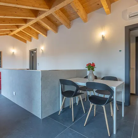 Guesthost - Le Agavi - X12 With Garage & Terrace