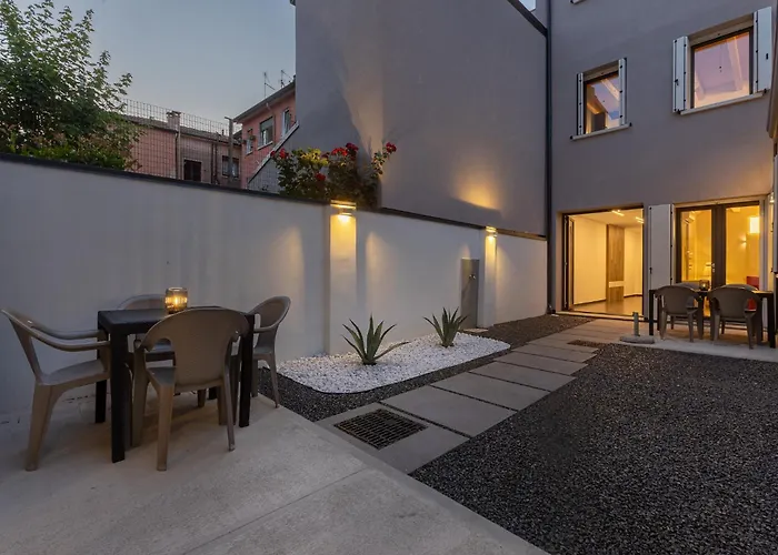 Apartament Guesthost - Le Agavi - X9 With Garage & Terrace Ferrara