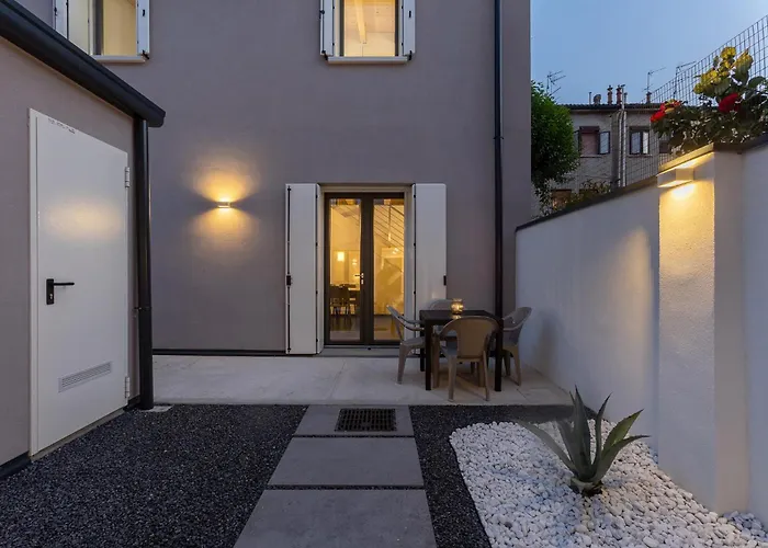 Apartament Guesthost - Le Agavi - X9 With Garage & Terrace *