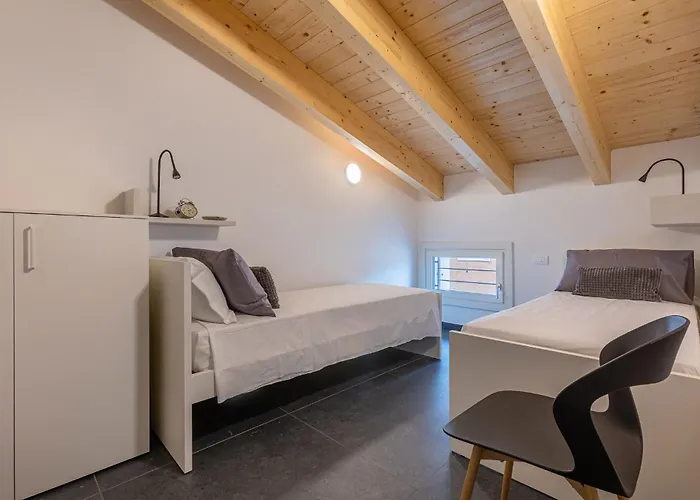 Guesthost - Le Agavi - X9 With Garage & Terrace Ferrara