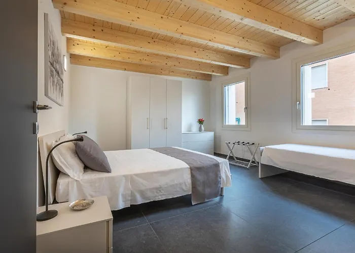 Guesthost - Le Agavi - X9 With Garage & Terrace Apartament Ferrara